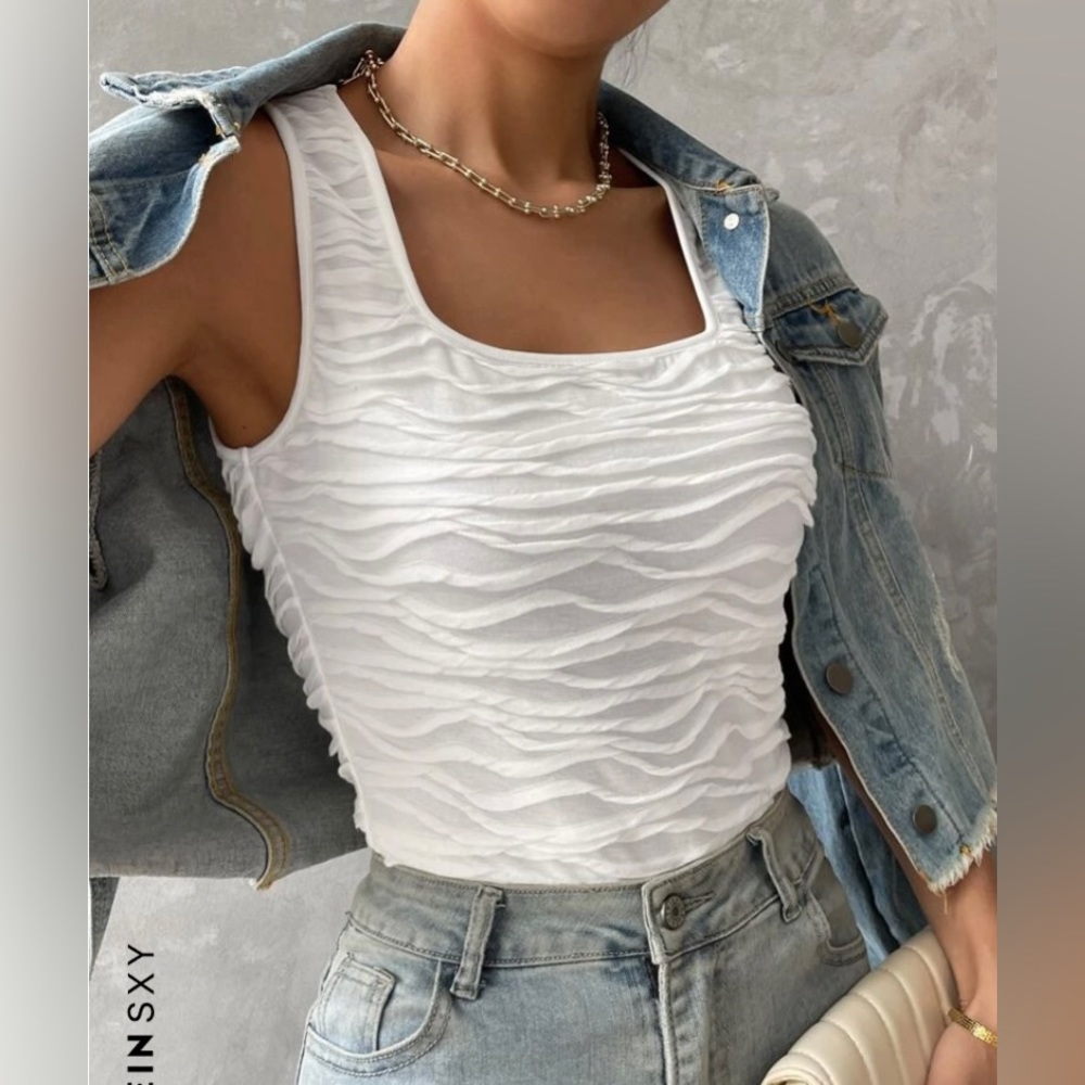Solid Lettuce White Trim Tank Top | Shein
